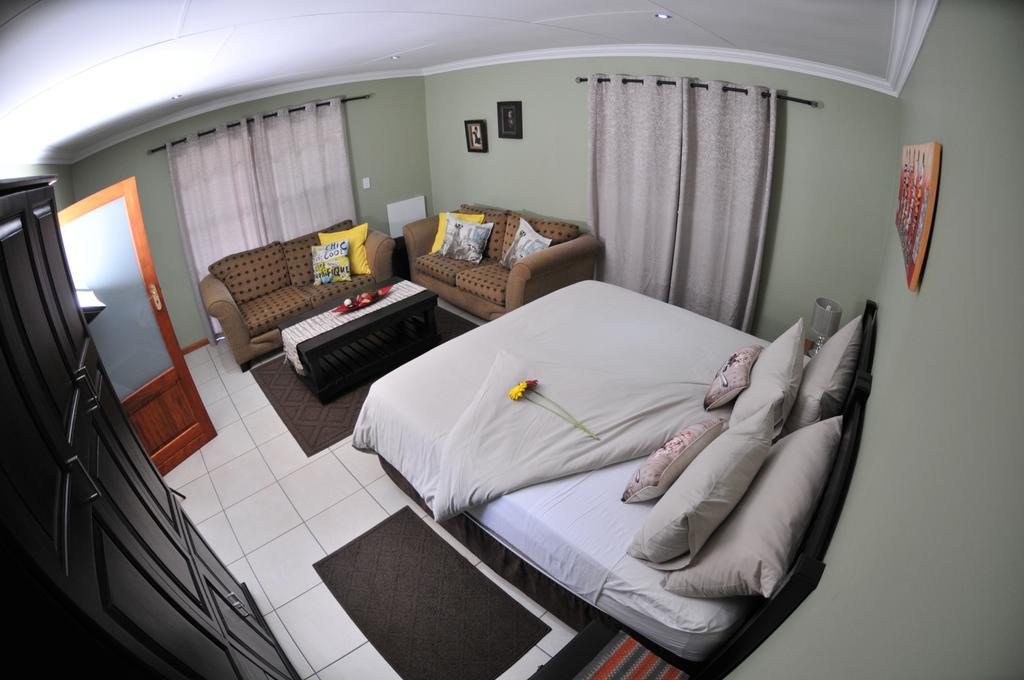 Summer Garden Guest House Benoni Exterior photo